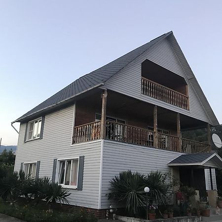 Dom U Morya Hotel Pitsoenda Buitenkant foto